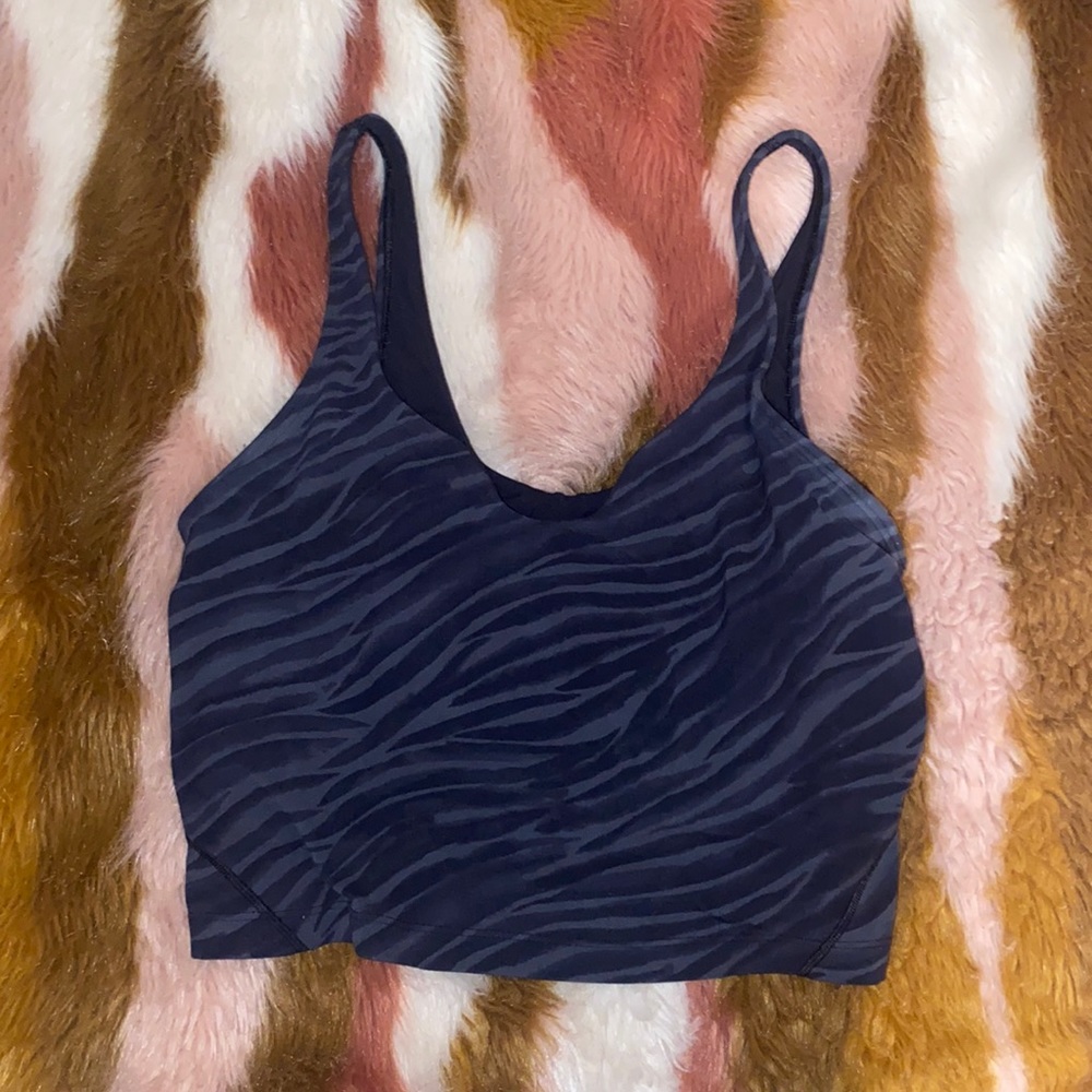 Lululemon sports bra